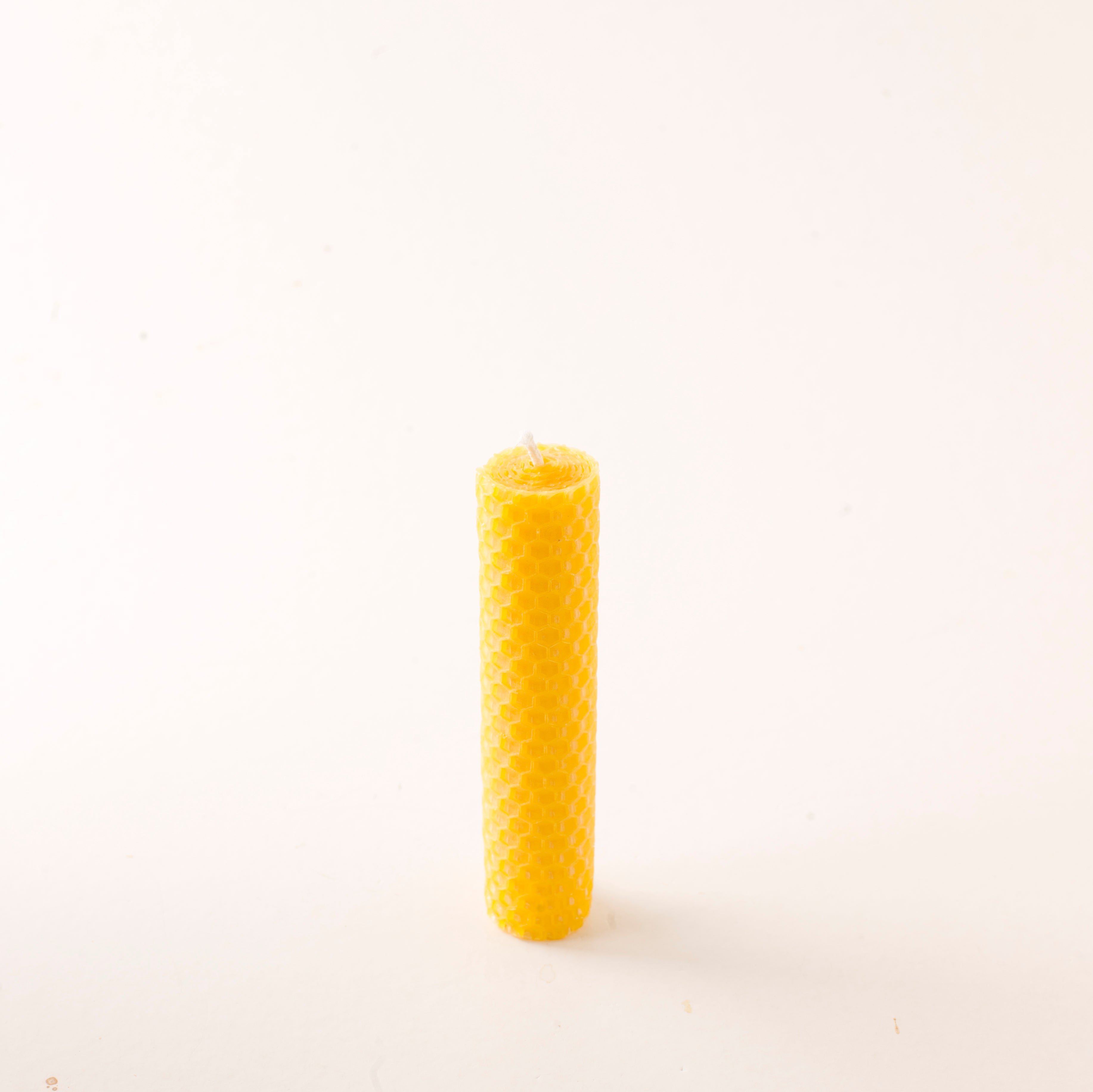 BEESWAX CANDLE - SIZE 1