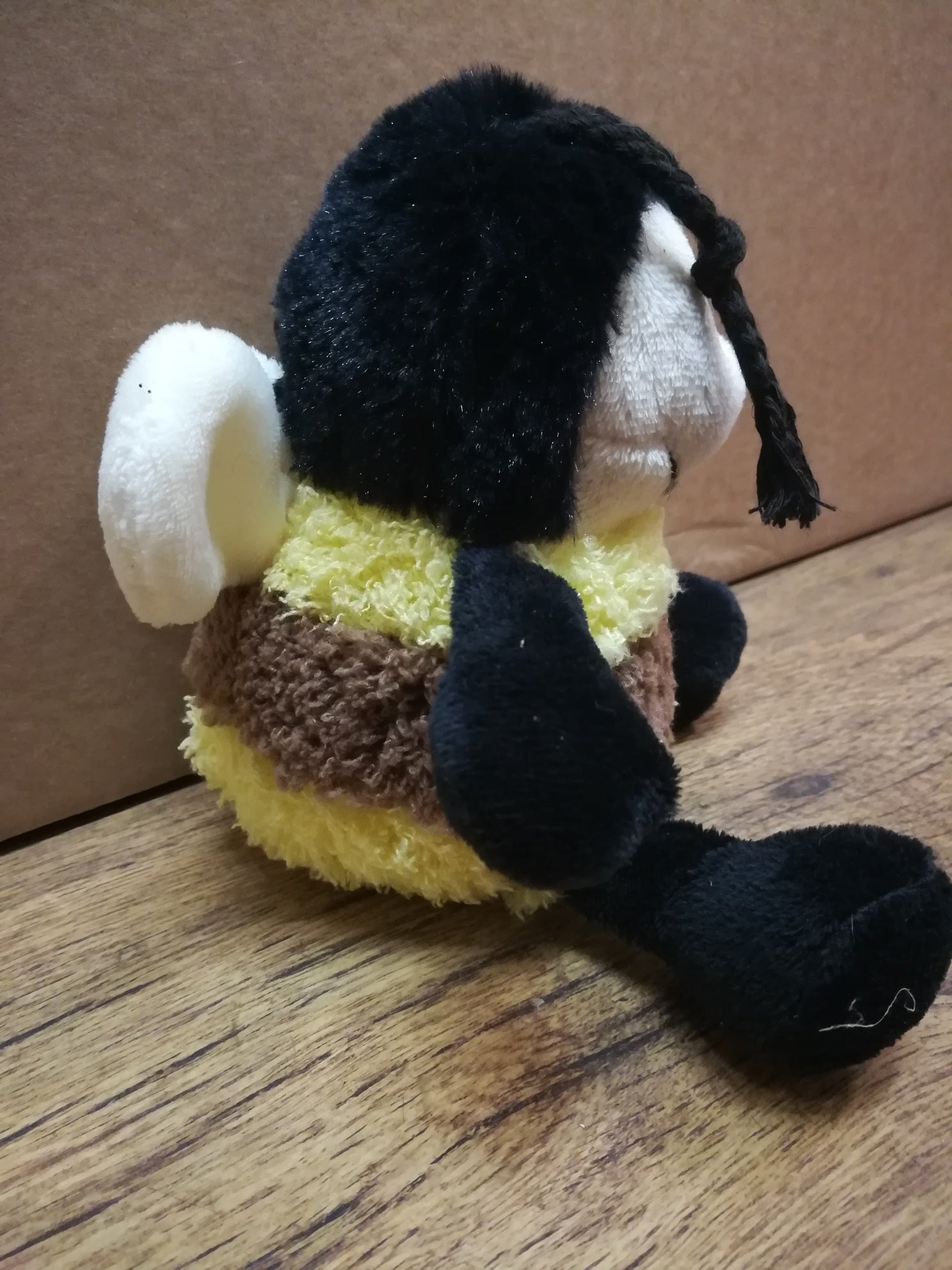 SOFT BEE TOY